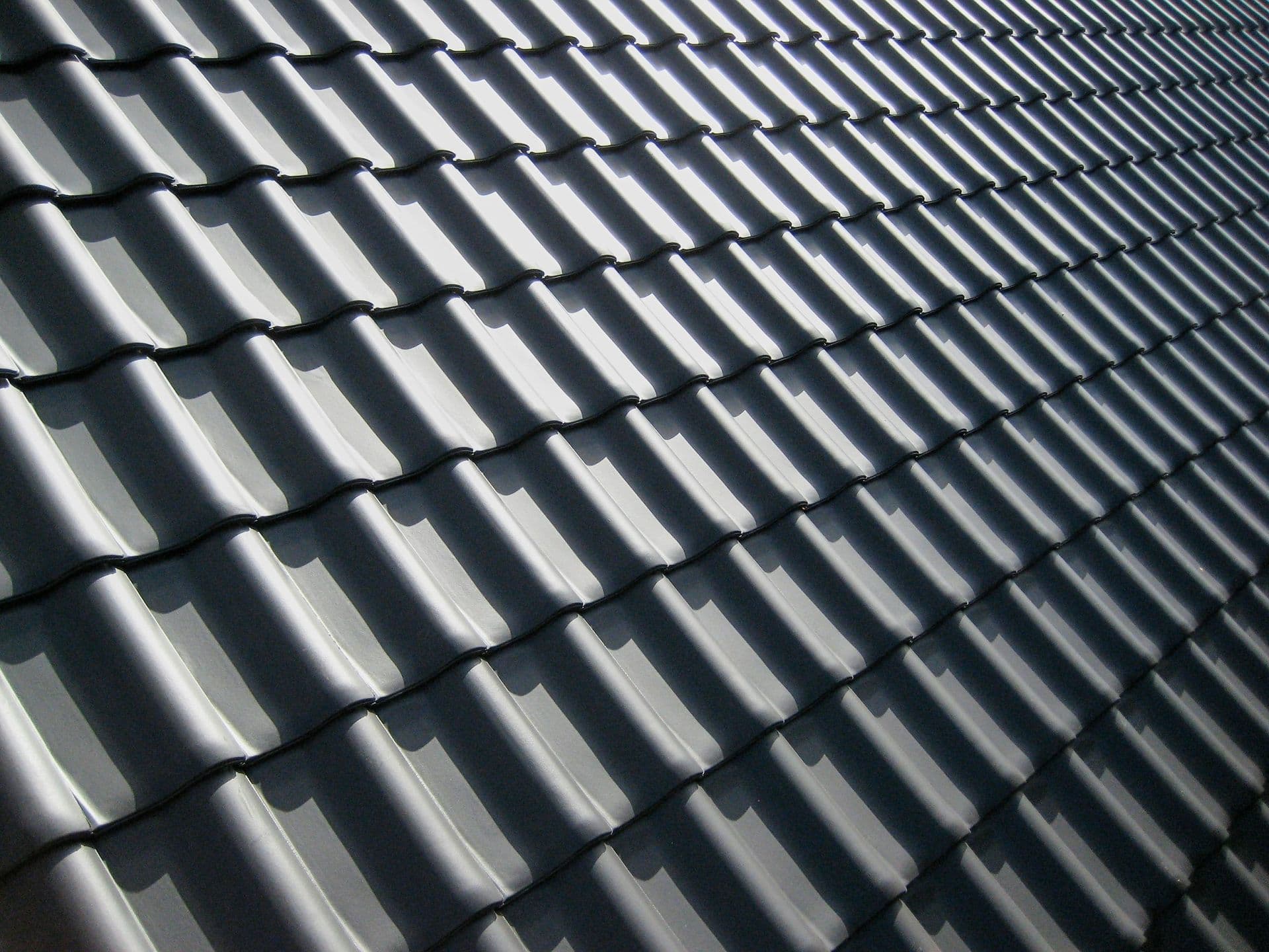 how-to-install-metal-roofing-scaled (1).jpg