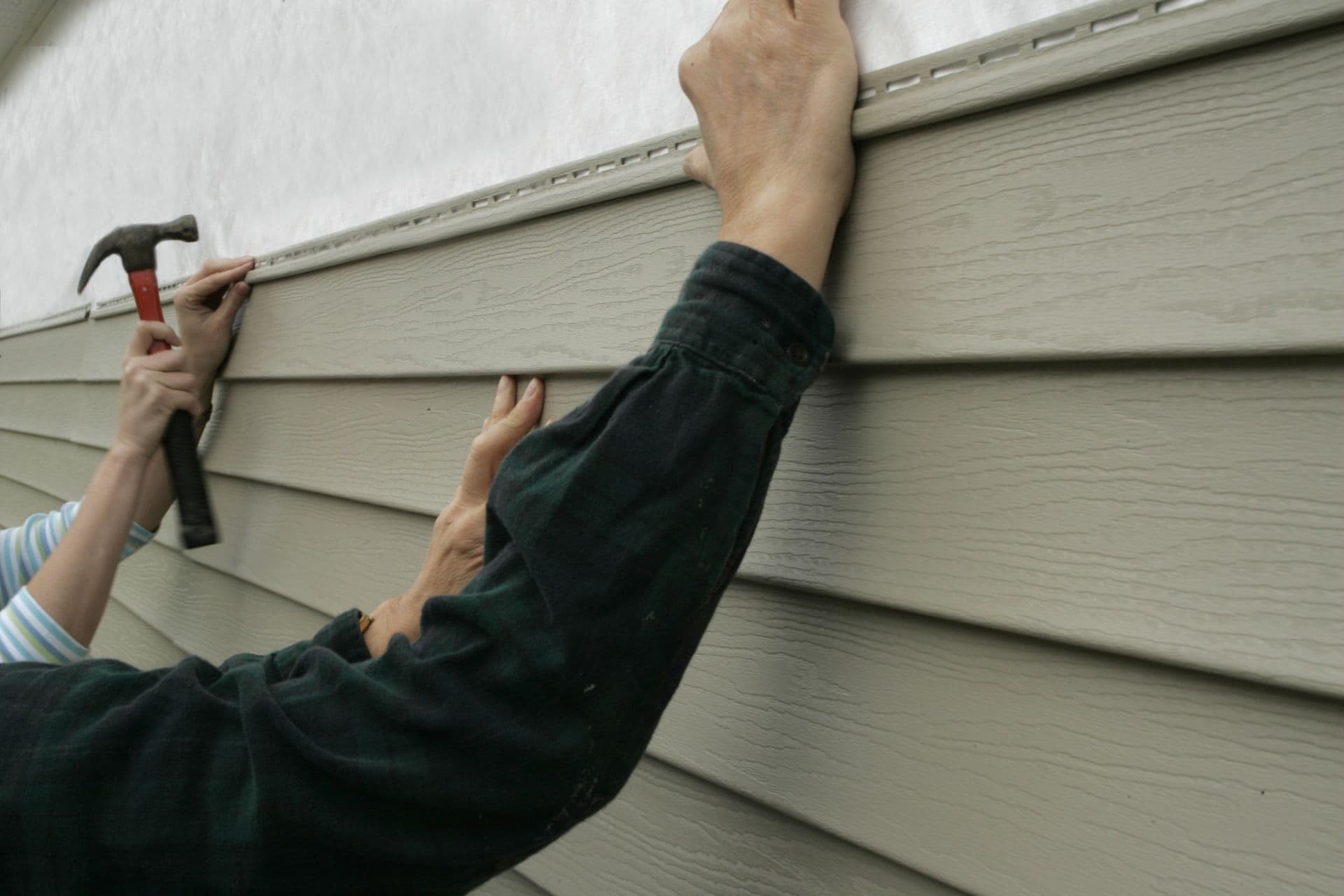 residential-siding.jpeg